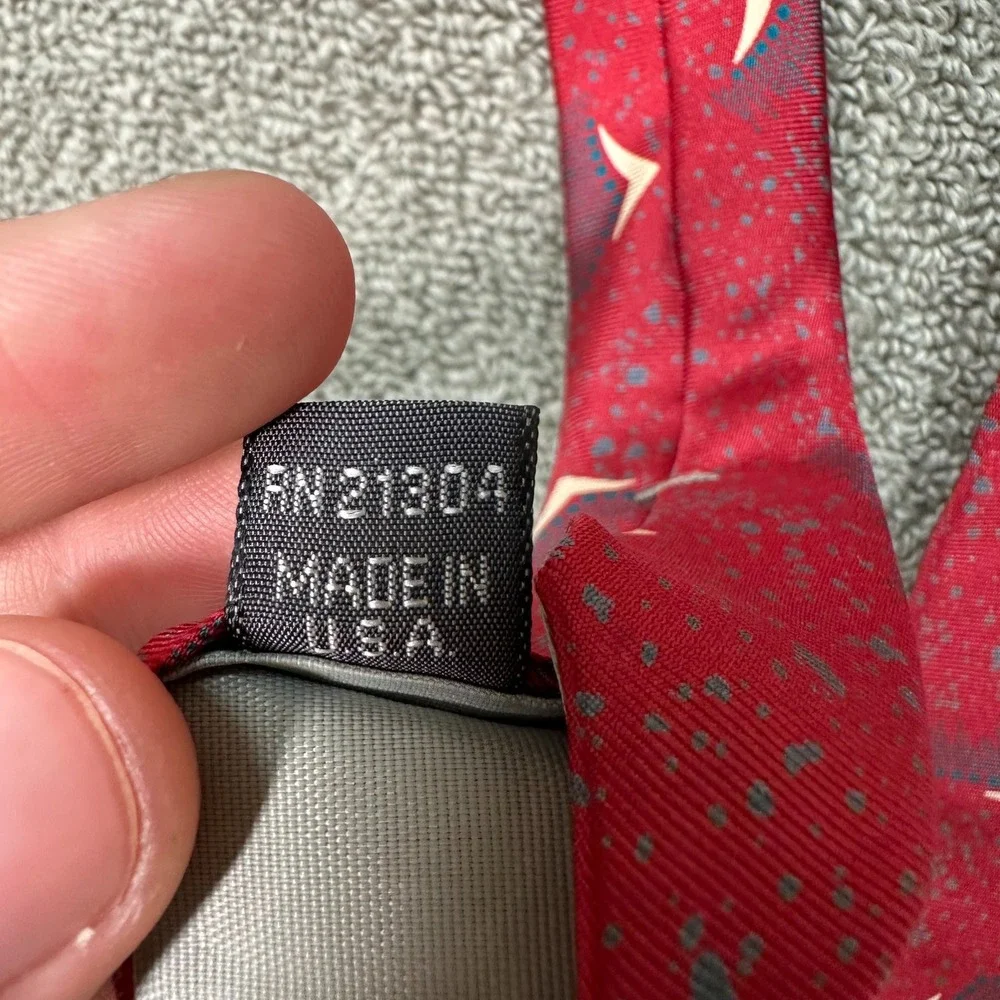 Jones New York Mens Silk Tie Red Blue Abstract Geometric Speckled Made in USA